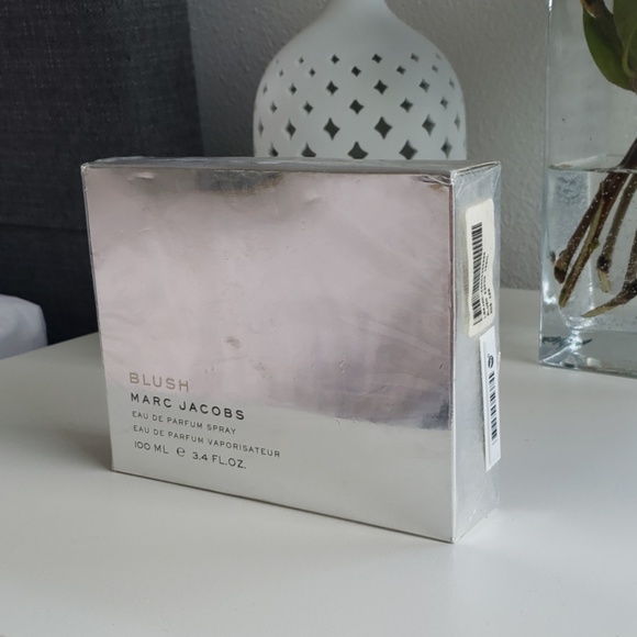 NWT Marc Jacobs Blush - Picture 3 of 4